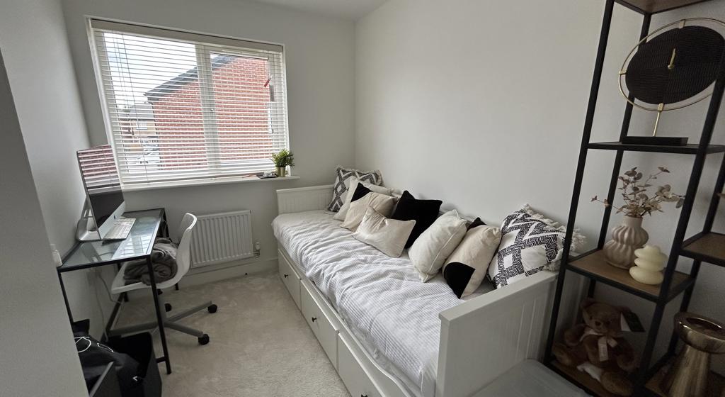 Image of bedroom 3 at Park Hill Way, Wakefield.