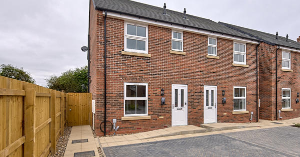 Image showing the front of the property at 20 Woffinden Rise, Beverley.